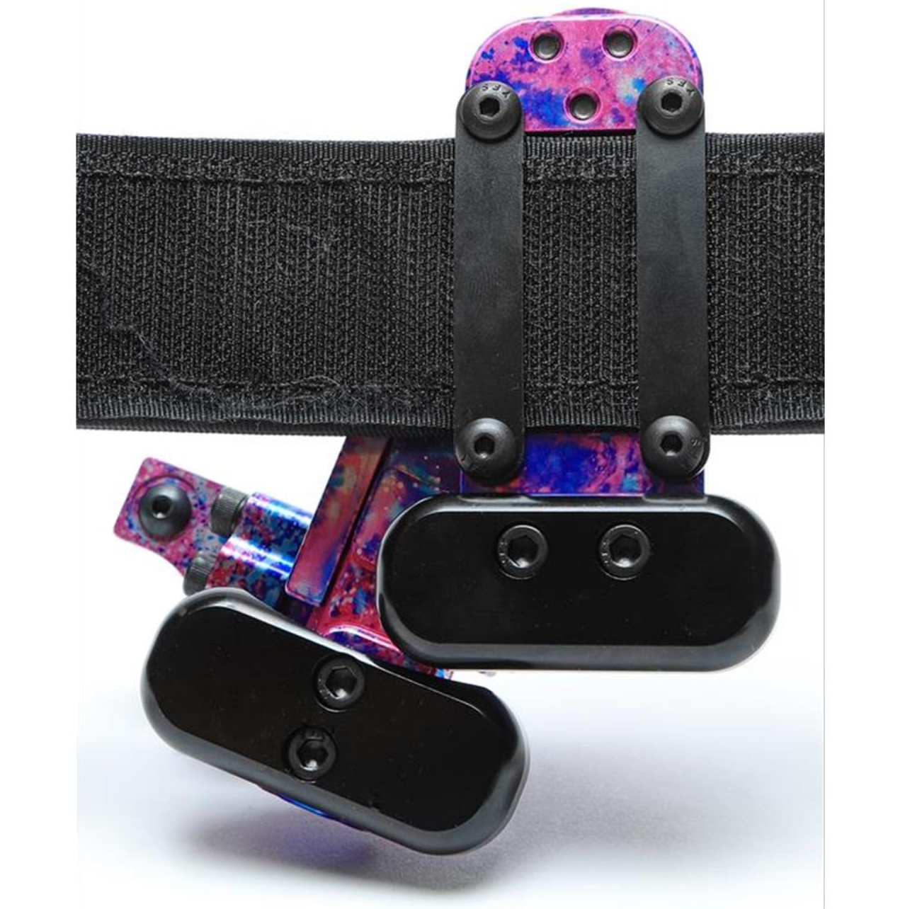 Henning Group T-1000 Holster Hanger